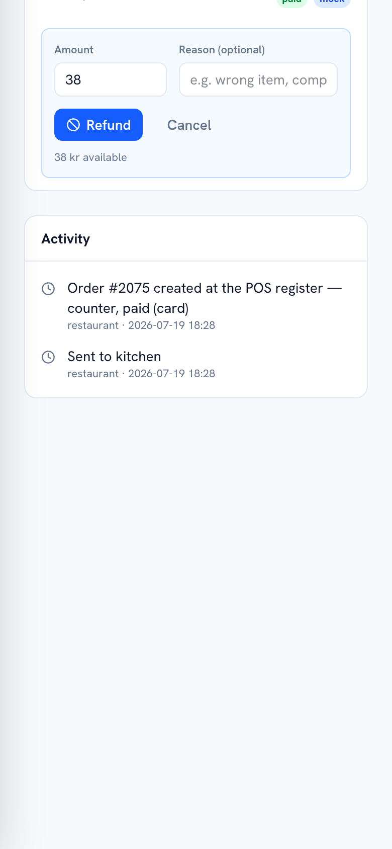 Order payment detail page with a refund control and an optional reason field — mobile view